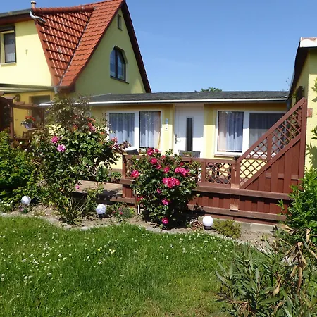 In Mit Liegewiese, Cleaning Included * Zweedorf